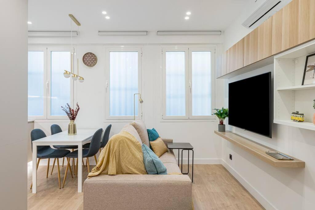 Lalatina I Calle Costanilla San Pedro 1Br 1Bh Madrid Bagian luar foto