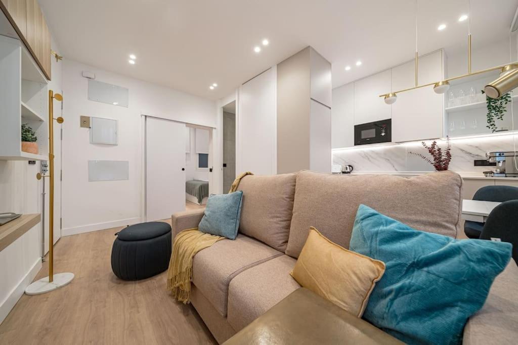 Lalatina I Calle Costanilla San Pedro 1Br 1Bh Madrid Bagian luar foto