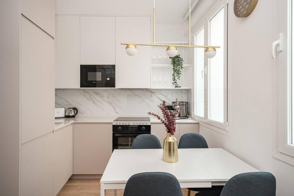 Lalatina I Calle Costanilla San Pedro 1Br 1Bh Madrid Bagian luar foto